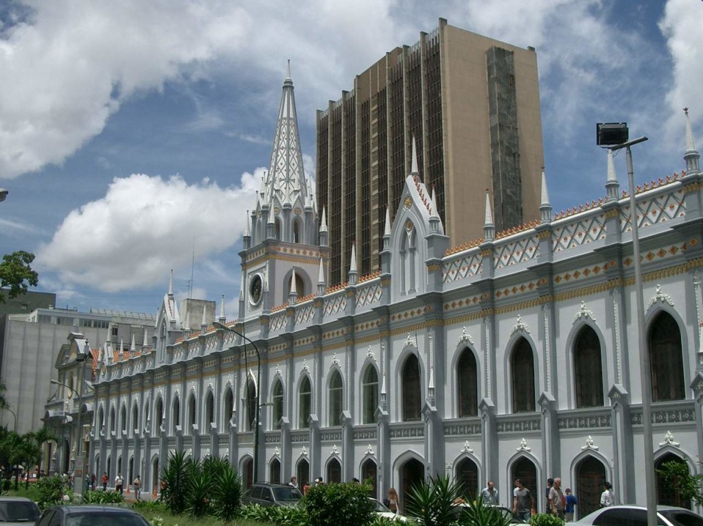 Palacio_de_las_Academias_Caracas_Venezuela