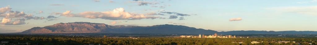 Albuquerque_pano_sunset