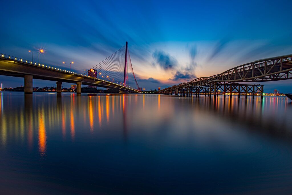 bridge, shine, nature, night sky, sky, vietnam, night-7504605.jpg